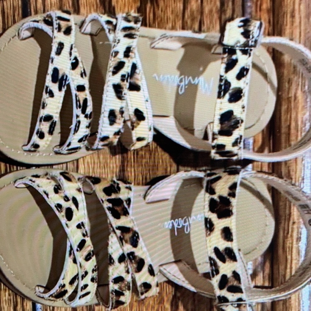 Leopard print girls shoes